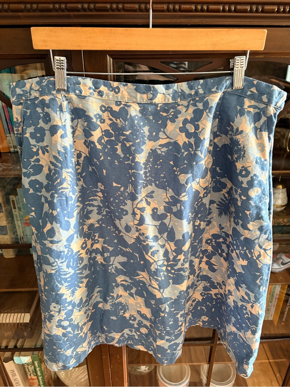 L.L.Bean Natural Fibers Blue Floral Linen & Cotton Skirt